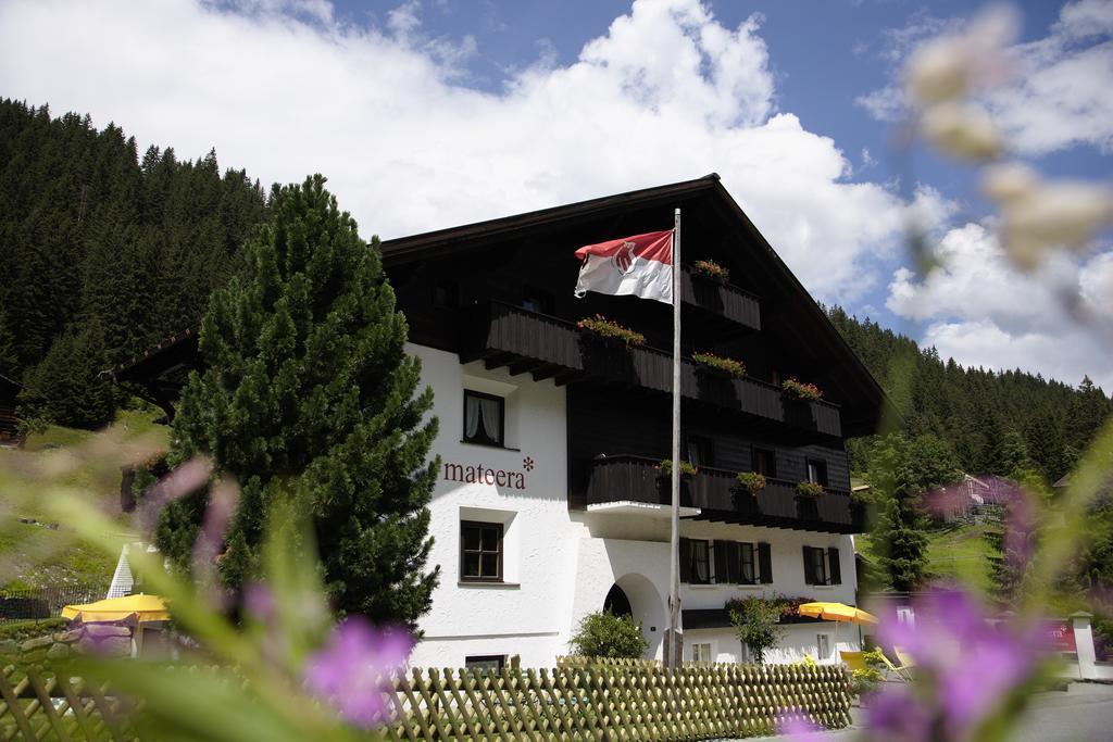 Familienhotel Mateera Gargellen / Montafon Exterior photo